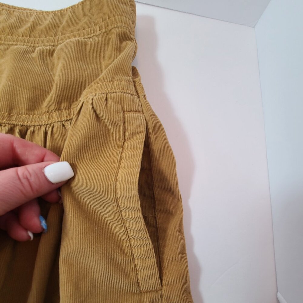 American Eagle Corduroy Button Front Mini Skirt – Mustard Gold, Size 000 - Picture 4 of 8